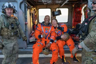 Cum arată ceasul purtat de astronauții Artemis II. Modelul NASA care continuă tradiția misiunilor lunare