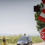 De ce semnul STOP are formă octogonală: explicația din spatele unuia dintre cele mai recunoscute indicatoare rutiere