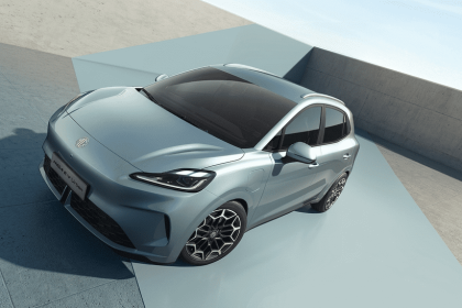 Bateria care ar putea schimba viitorul mașinilor electrice ajunge în Europa. MG4 EV Urban vine cu tehnologie semi-solidă