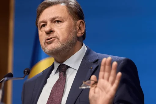 Document: Alexandru Rafila i-ar fi cerut lui Nicolae Ciucă să nu modifice contractul cu Pfizer