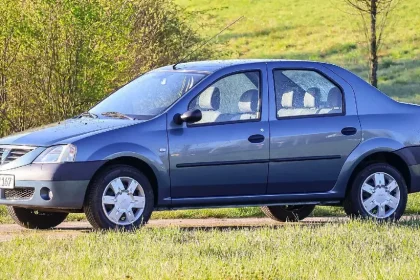 Dacia Logan, testată după 20 de ani: cum se comportă modelul din 2006