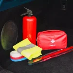 Kitul de siguranță auto în 2026: ce trebuie să ai obligatoriu în mașină pentru a evita amenzile
