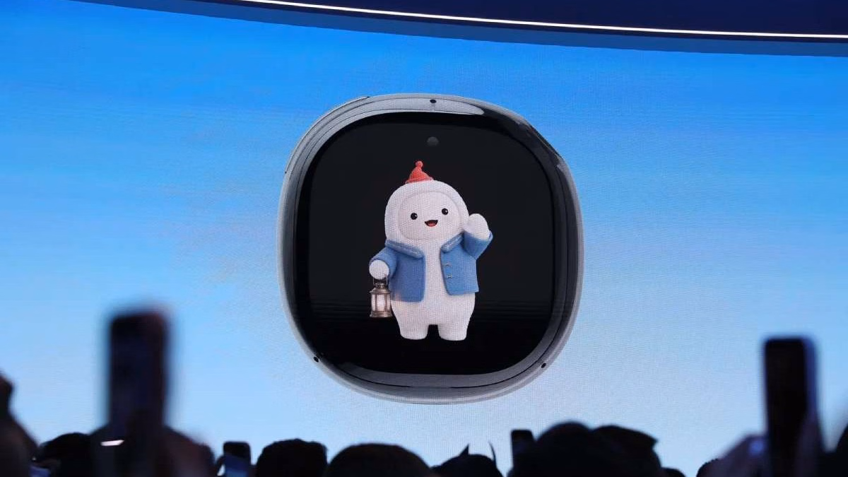 Meta vrea să pună inteligența artificială pe breloc. Noul dispozitiv prezentat de Mark Zuckerberg seamănă cu un Tamagotchi