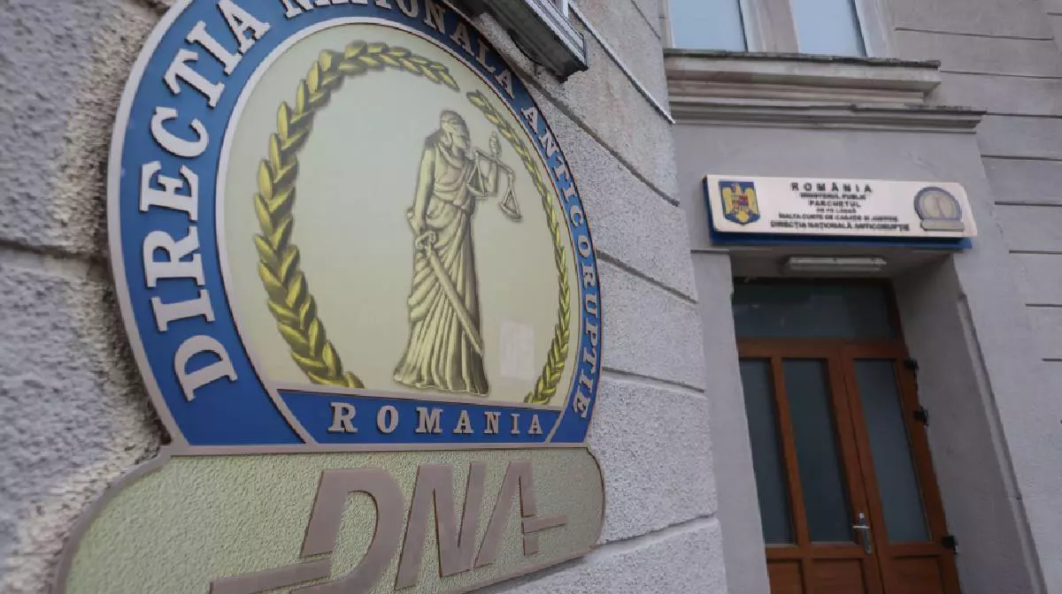 Descinderi DNA la Universitatea „Ovidius” din Constanța. Suspiciuni de mită pentru promovarea unor examene